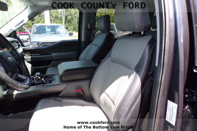 2022 Ford F-150 Lariat photo 2