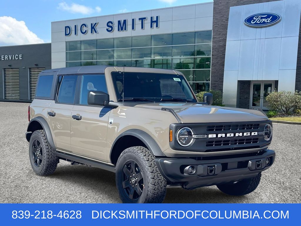 2025 Ford Bronco 4-Door Big Bend's photo