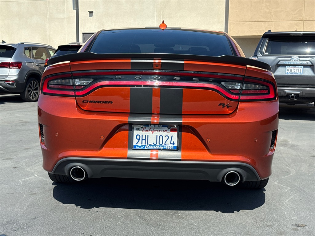 2022 Dodge Charger R/T photo 12