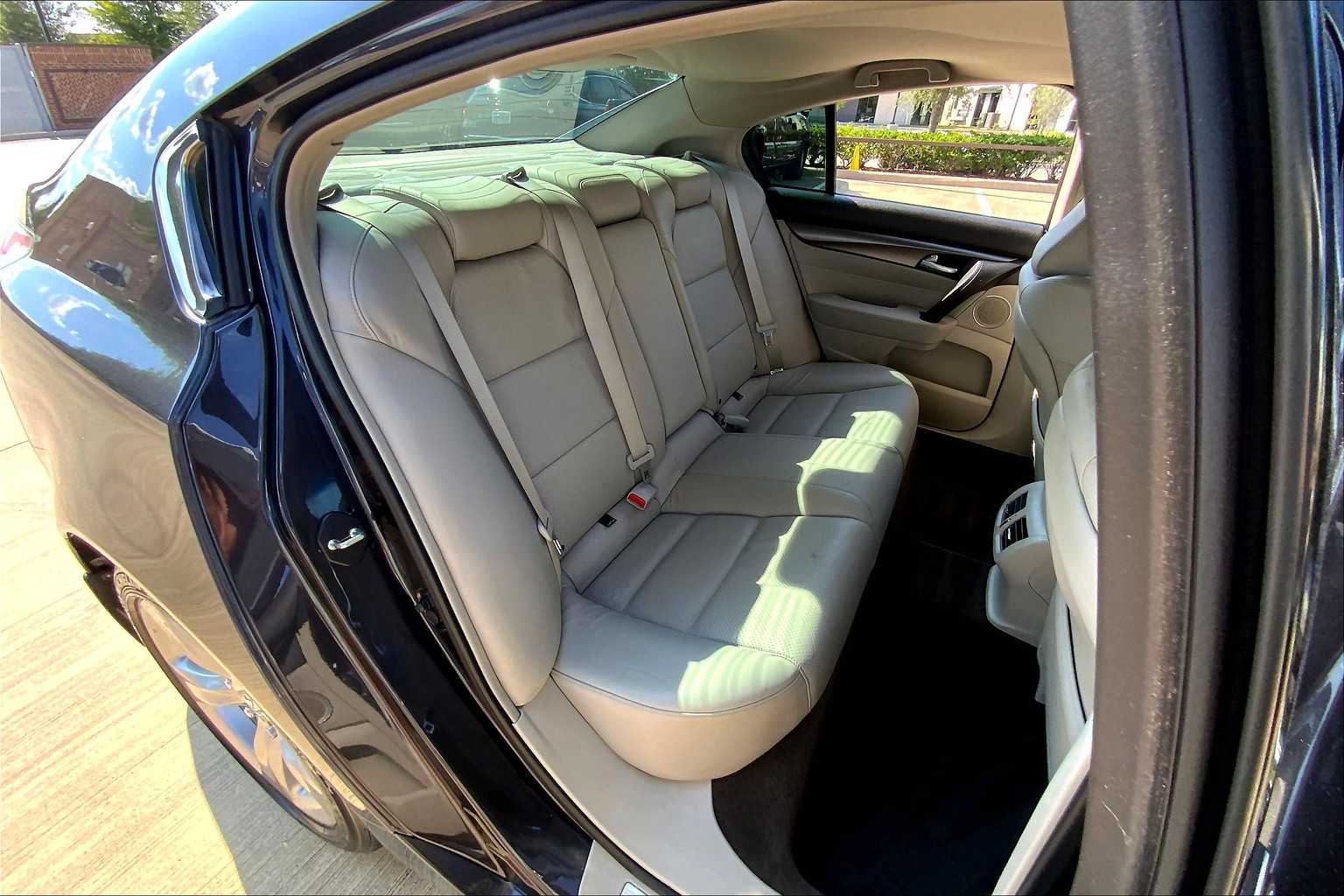 2013 Acura TL photo 20