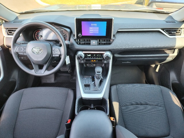2025 Toyota RAV4 LE photo 10