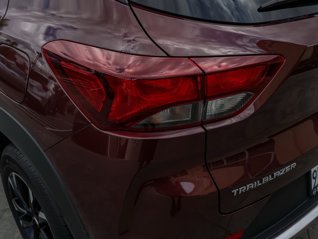 2023 Chevrolet Trailblazer LT photo 4