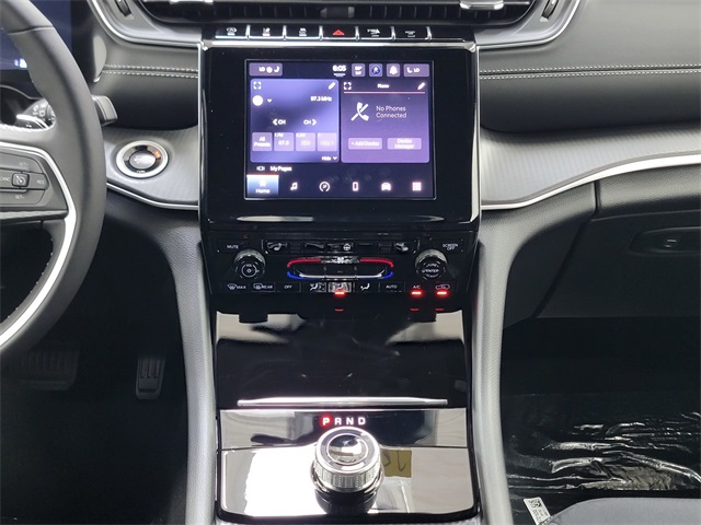 2025 Jeep Grand Cherokee Laredo X photo 20