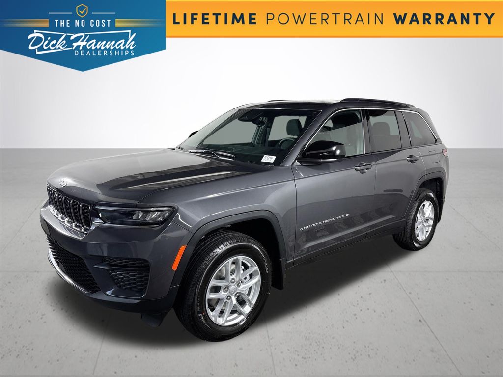 2025 Jeep Grand Cherokee Laredo's photo