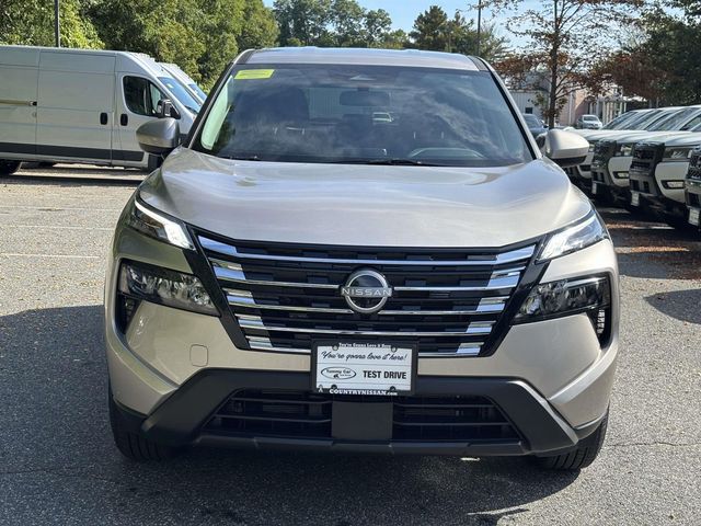 2026 Nissan Rogue SV photo 2