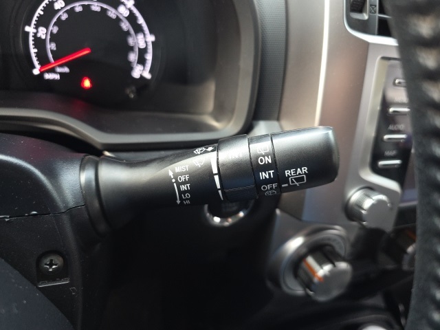 2022 Toyota 4Runner SR5 photo 14