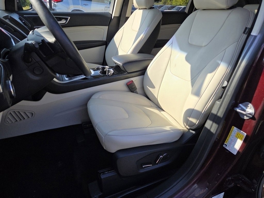 2018 Ford Edge Titanium photo 6