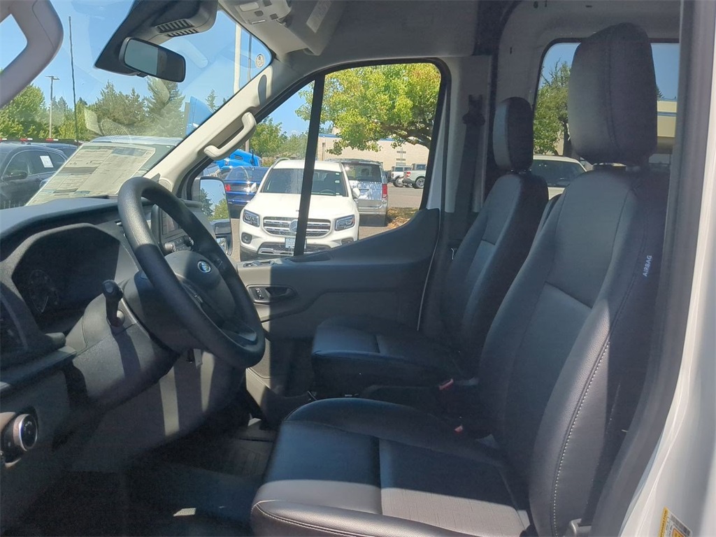2025 Ford Transit photo 9