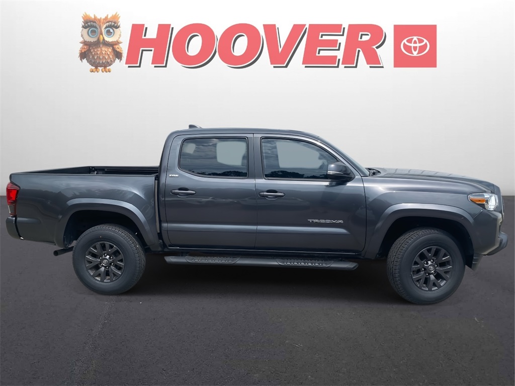 2022 Toyota Tacoma SR5 photo 2
