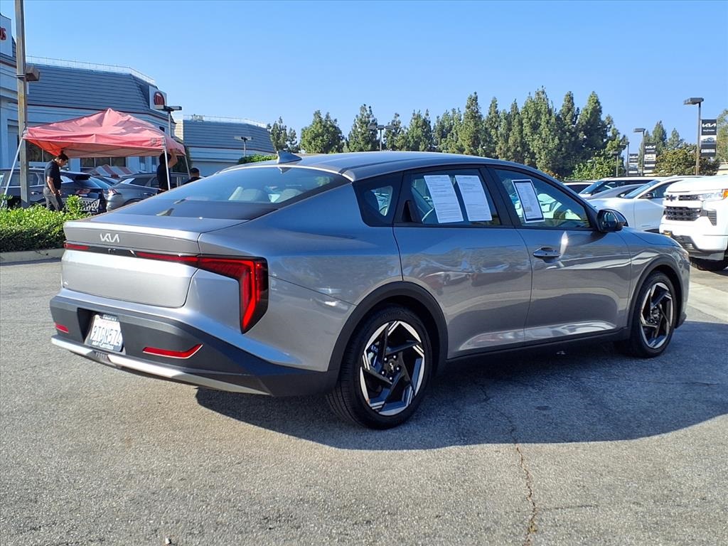 2025 Kia K4 EX photo 4