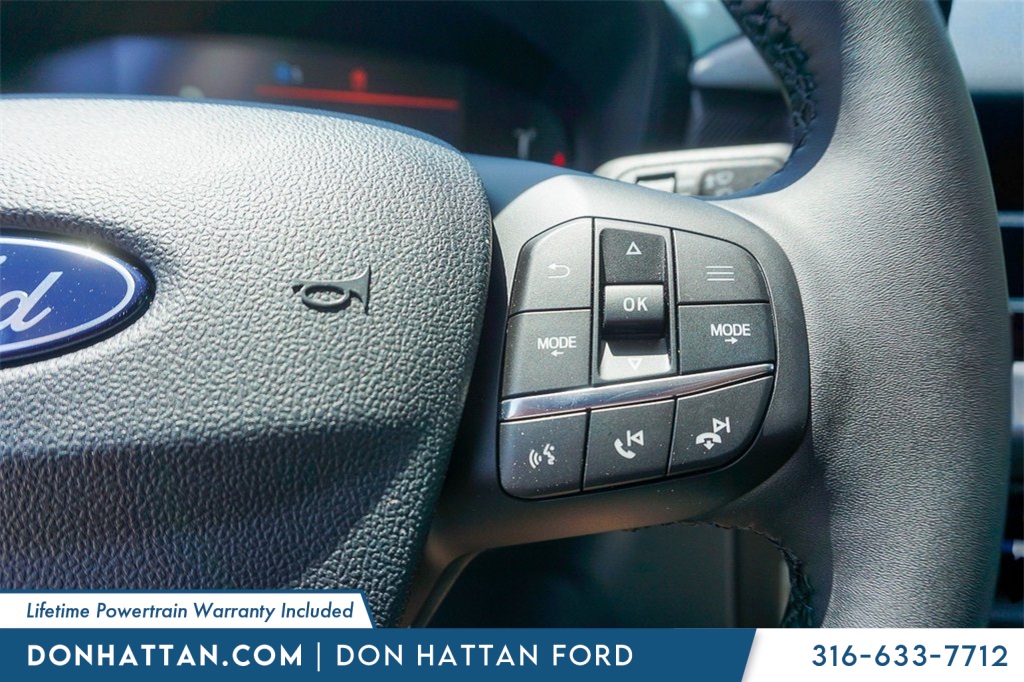2025 Ford Maverick XLT photo 12