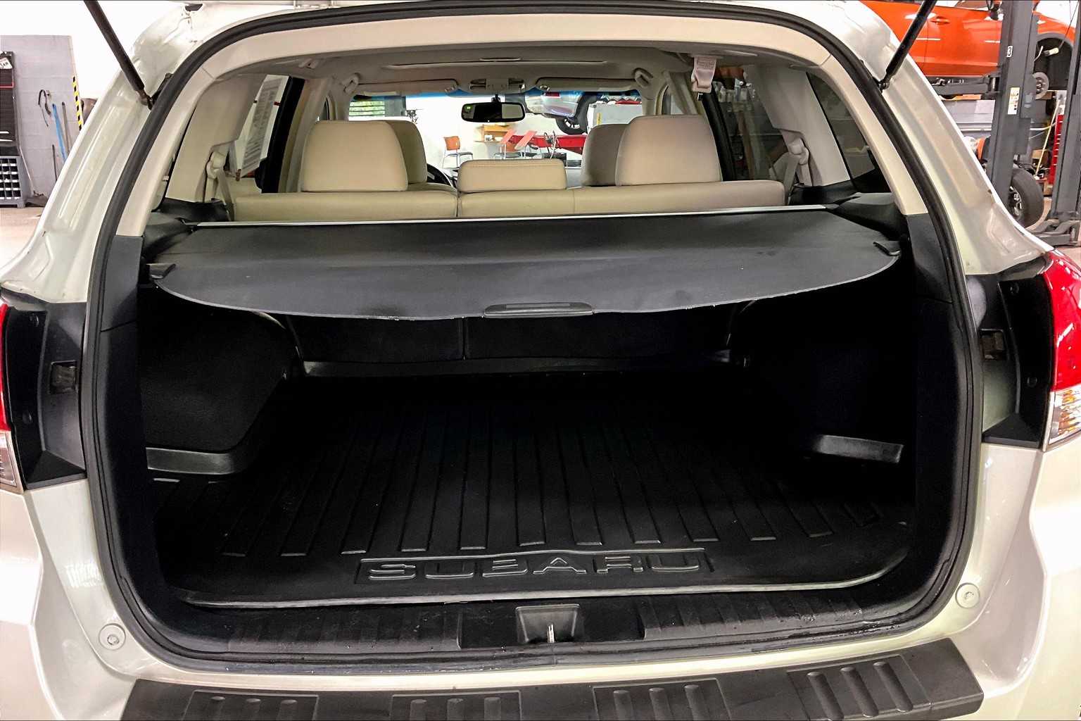 2012 Subaru Outback 2.5i Limited photo 30