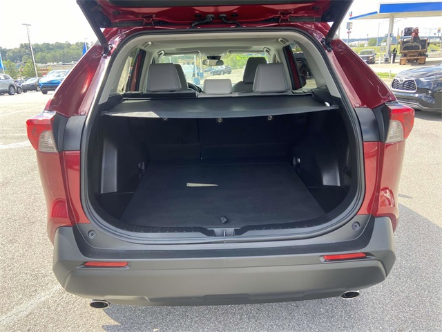 2021 Toyota RAV4 XLE Premium photo 8