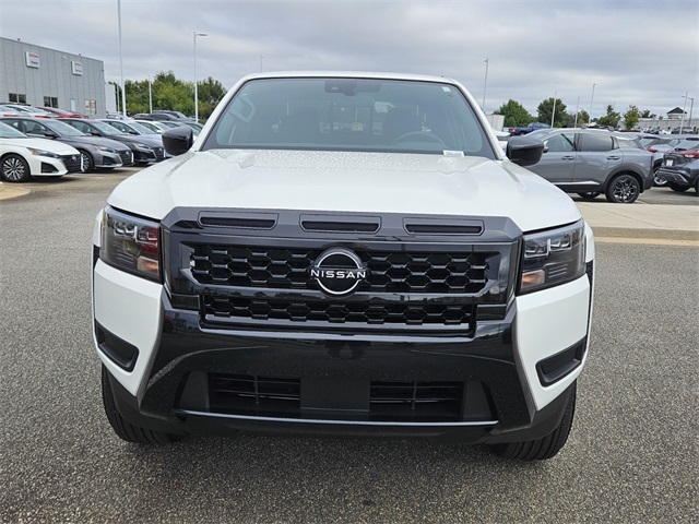 2026 Nissan Frontier SV photo 2