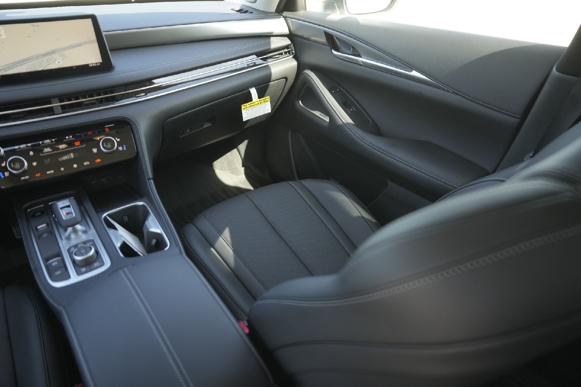 2026 Infiniti QX60 Luxe photo 17