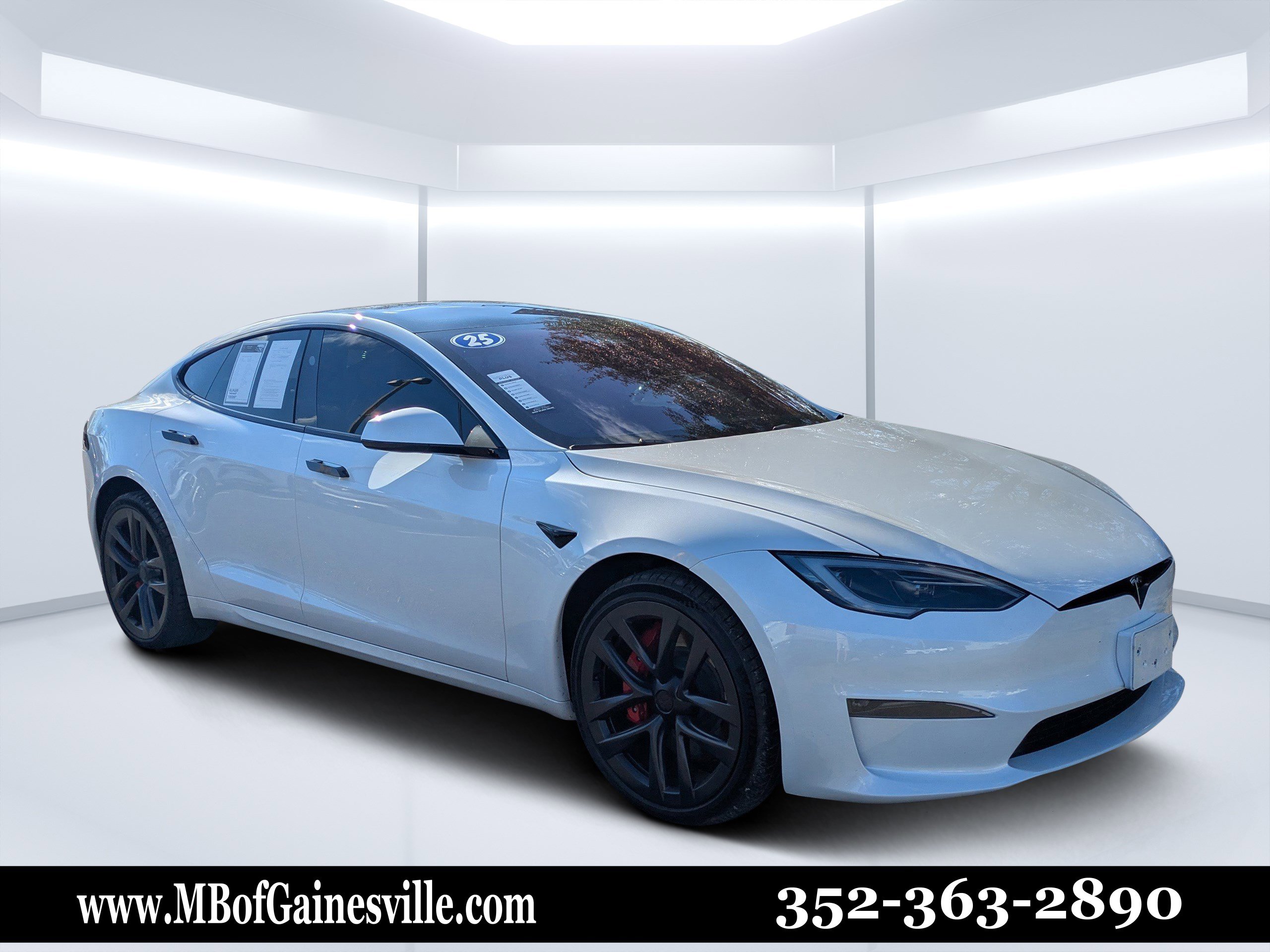 2025 Tesla Model S Plaid's photo