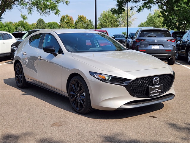 2025 Mazda Mazda3 2.5 Select Sport photo 4