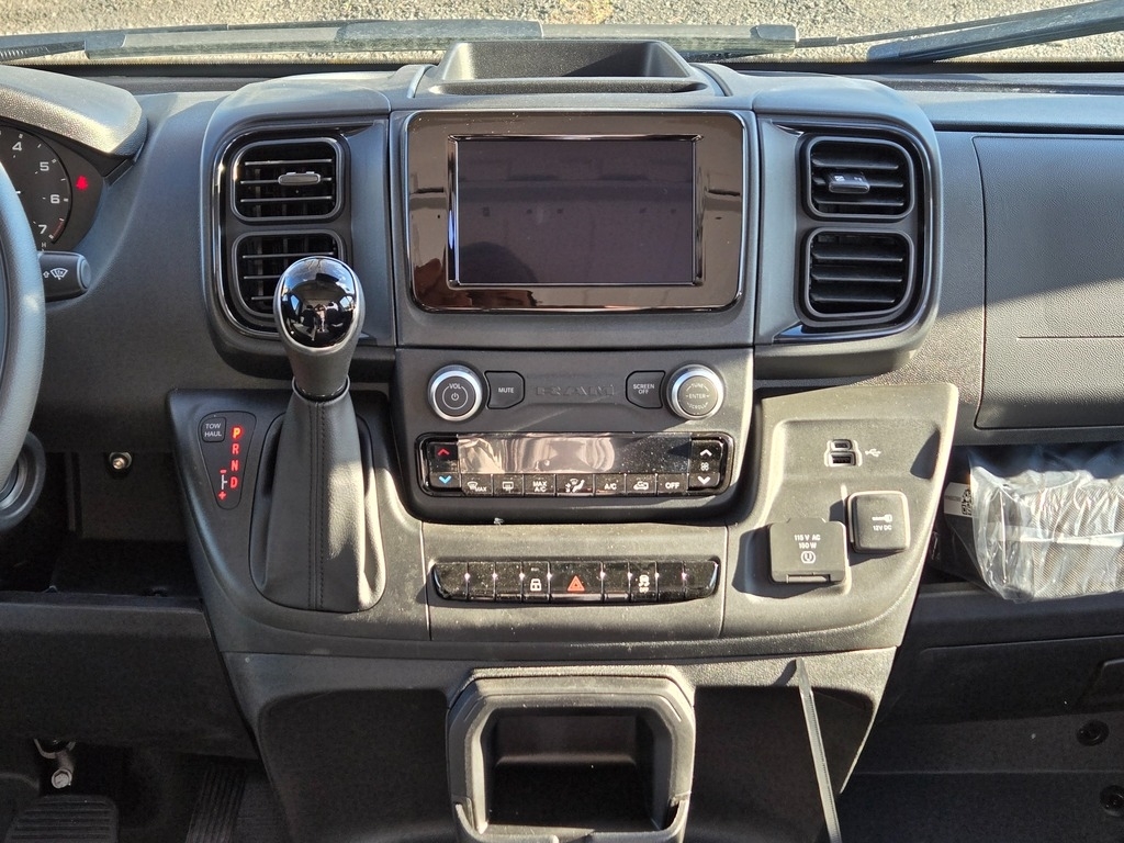 2025 Ram ProMaster 2500 photo 3