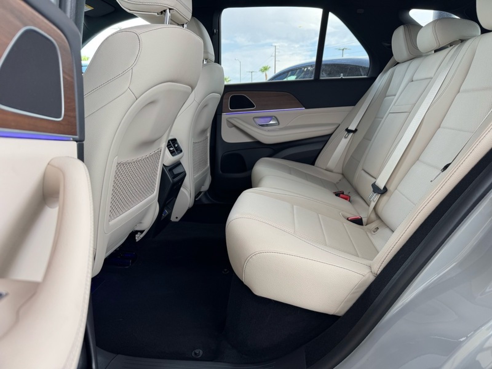2024 Mercedes Benz GLE 350 photo 17