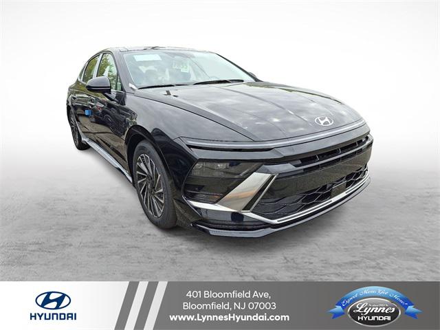 2026 Hyundai Sonata Hybrid SEL's photo