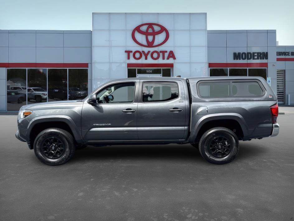 2021 Toyota Tacoma SR5 photo 8