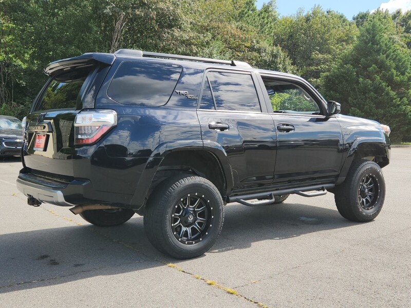 2020 Toyota 4Runner TRD Off-Road 4WD photo 3