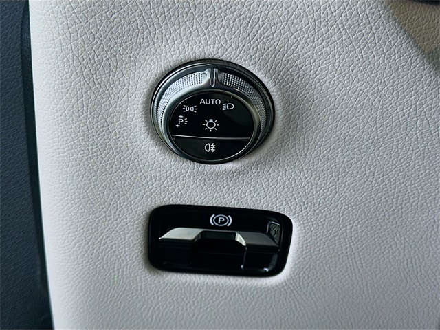 2026 Mercedes Benz GLC 300 4MATIC photo 10