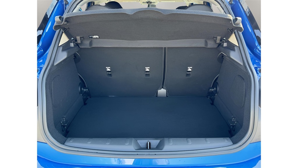 2025 Mini Cooper Hardtop 4 Door Signature photo 24