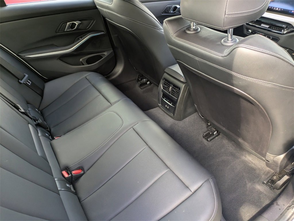 2025 Bmw 330i photo 28
