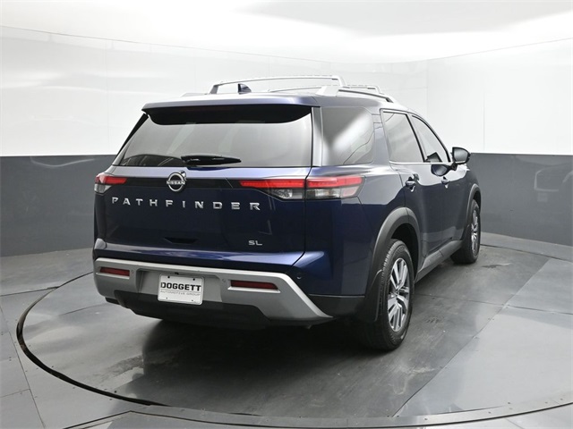 2023 Nissan Pathfinder SL photo 11