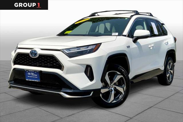 2024 Toyota RAV4 SE