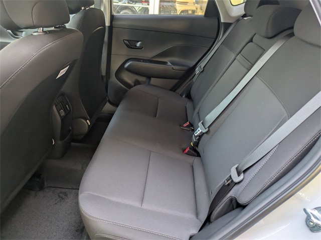 2026 Hyundai Kona SEL photo 7