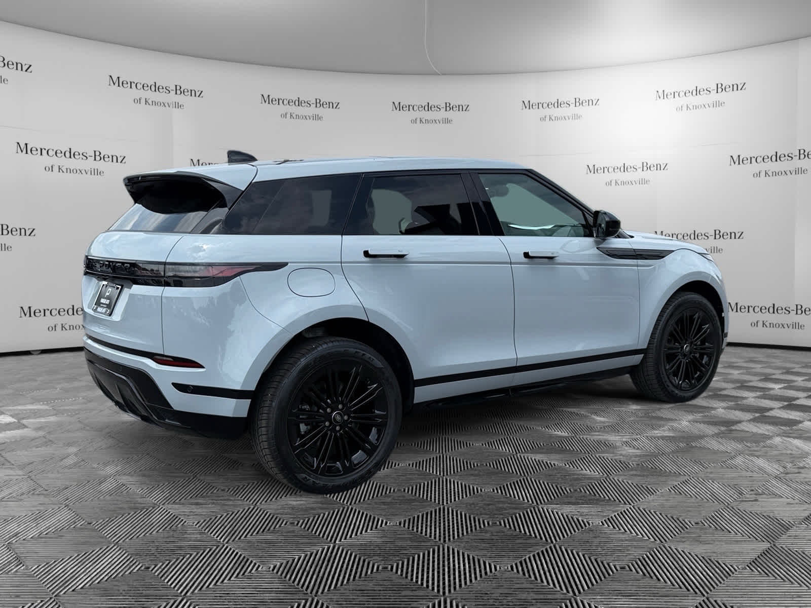 2024 Land Rover Range Rover Evoque Dynamic SE photo 5