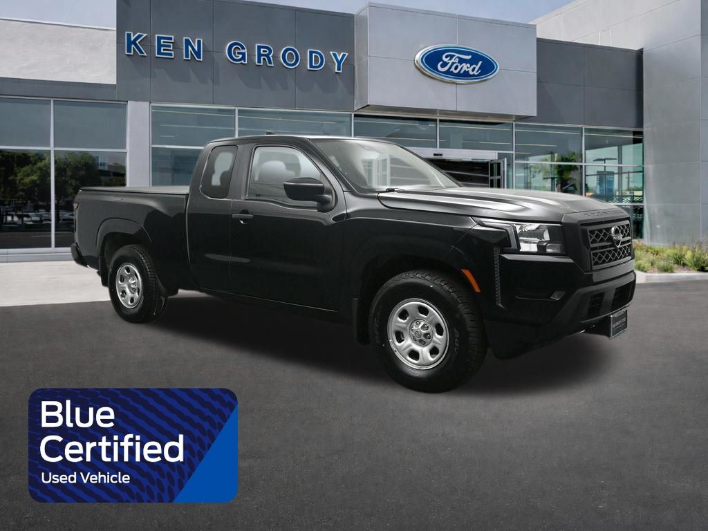 2022 Nissan Frontier S