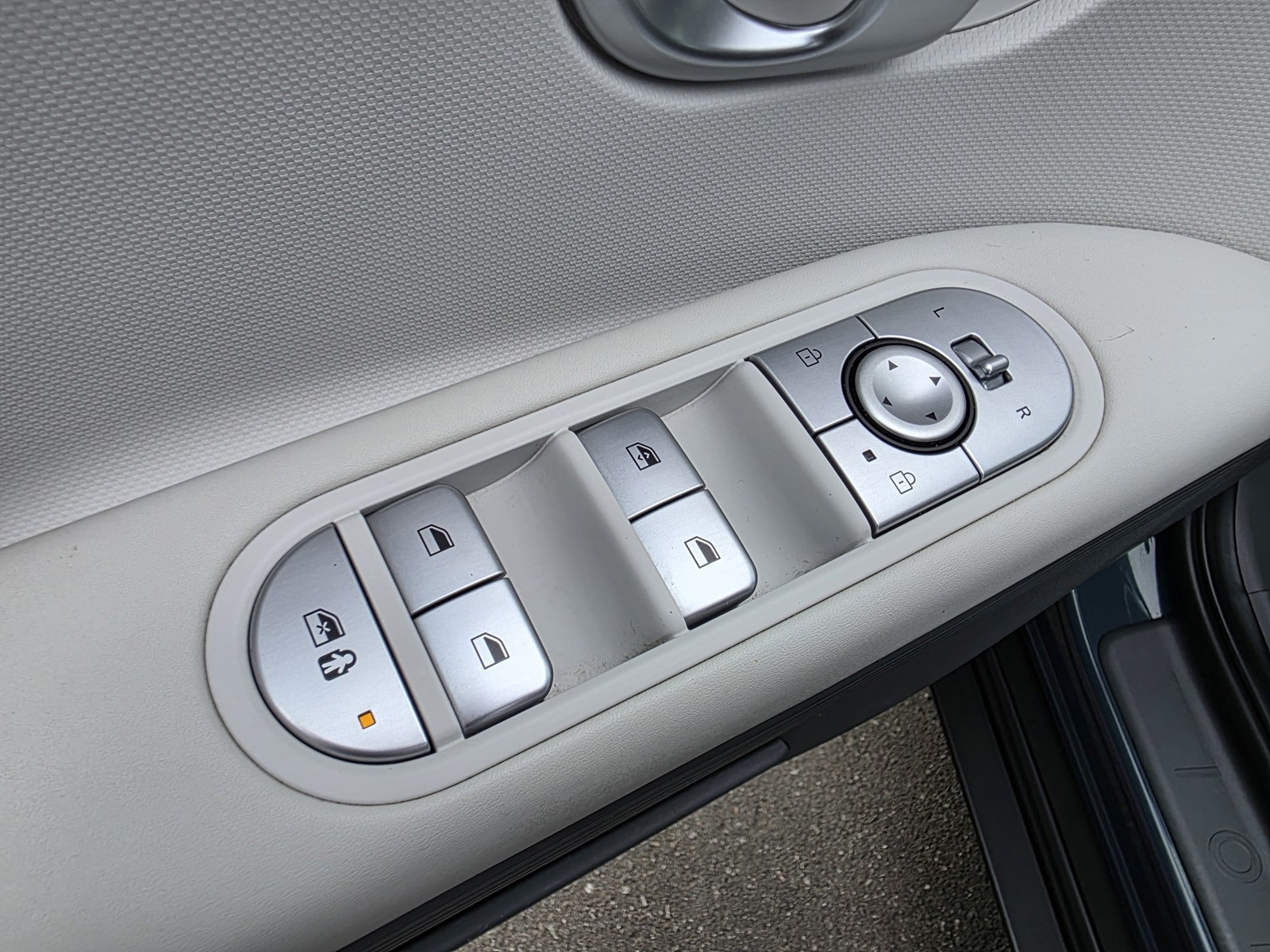 2022 Hyundai Ioniq 5 SE photo 20