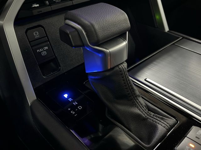2024 Toyota Sequoia Platinum photo 7