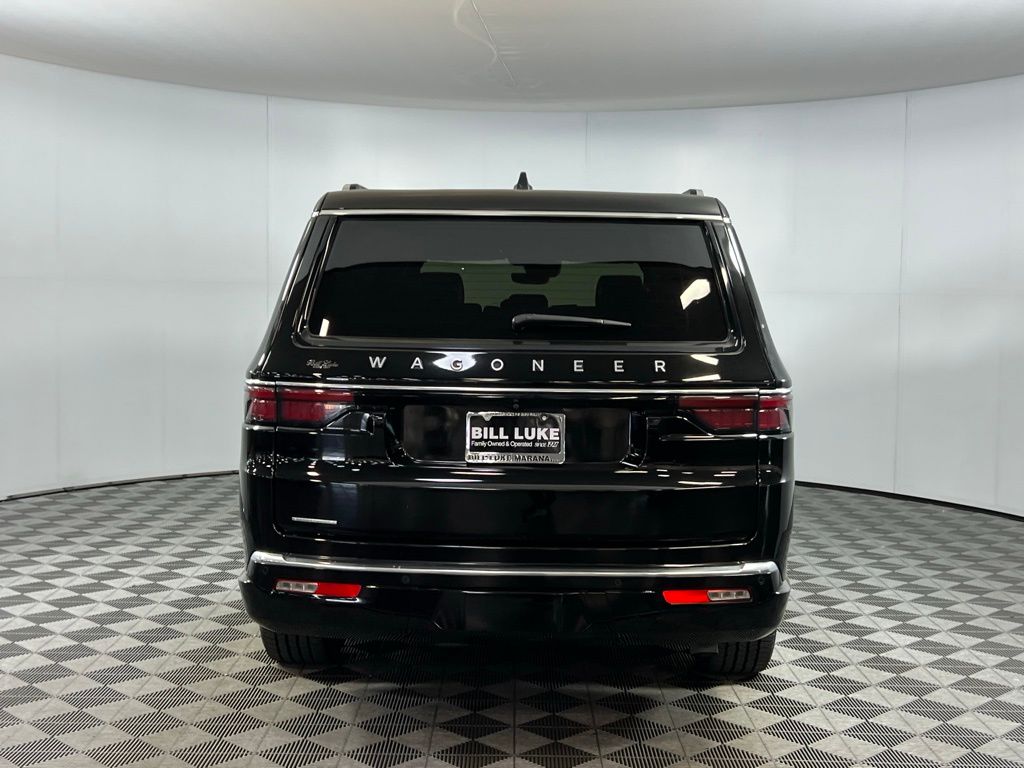 2023 Jeep Wagoneer L Base photo 5