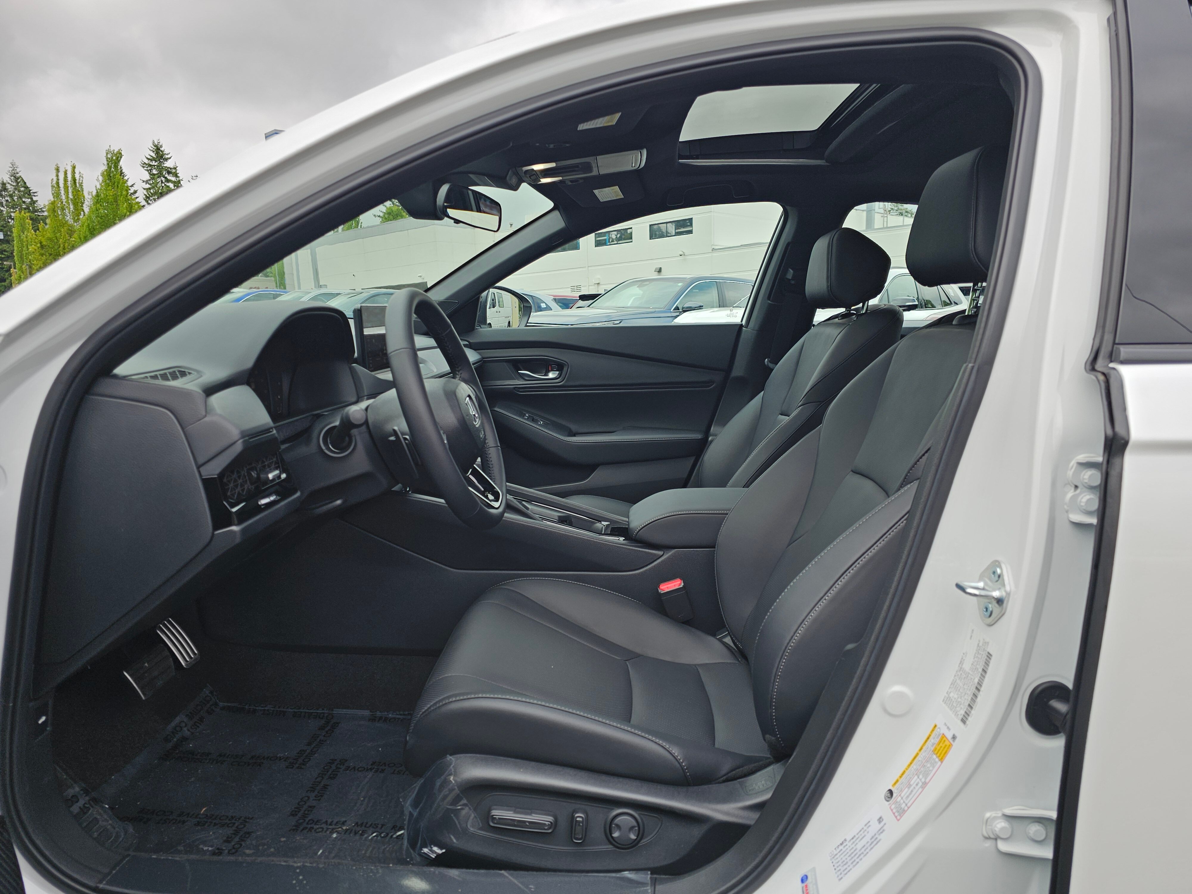 2025 Honda Accord Hybrid Sport-L photo 12