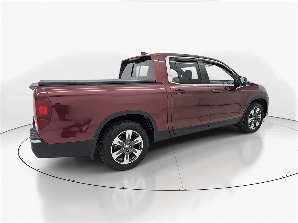 2019 Honda Ridgeline RTL-T photo 5