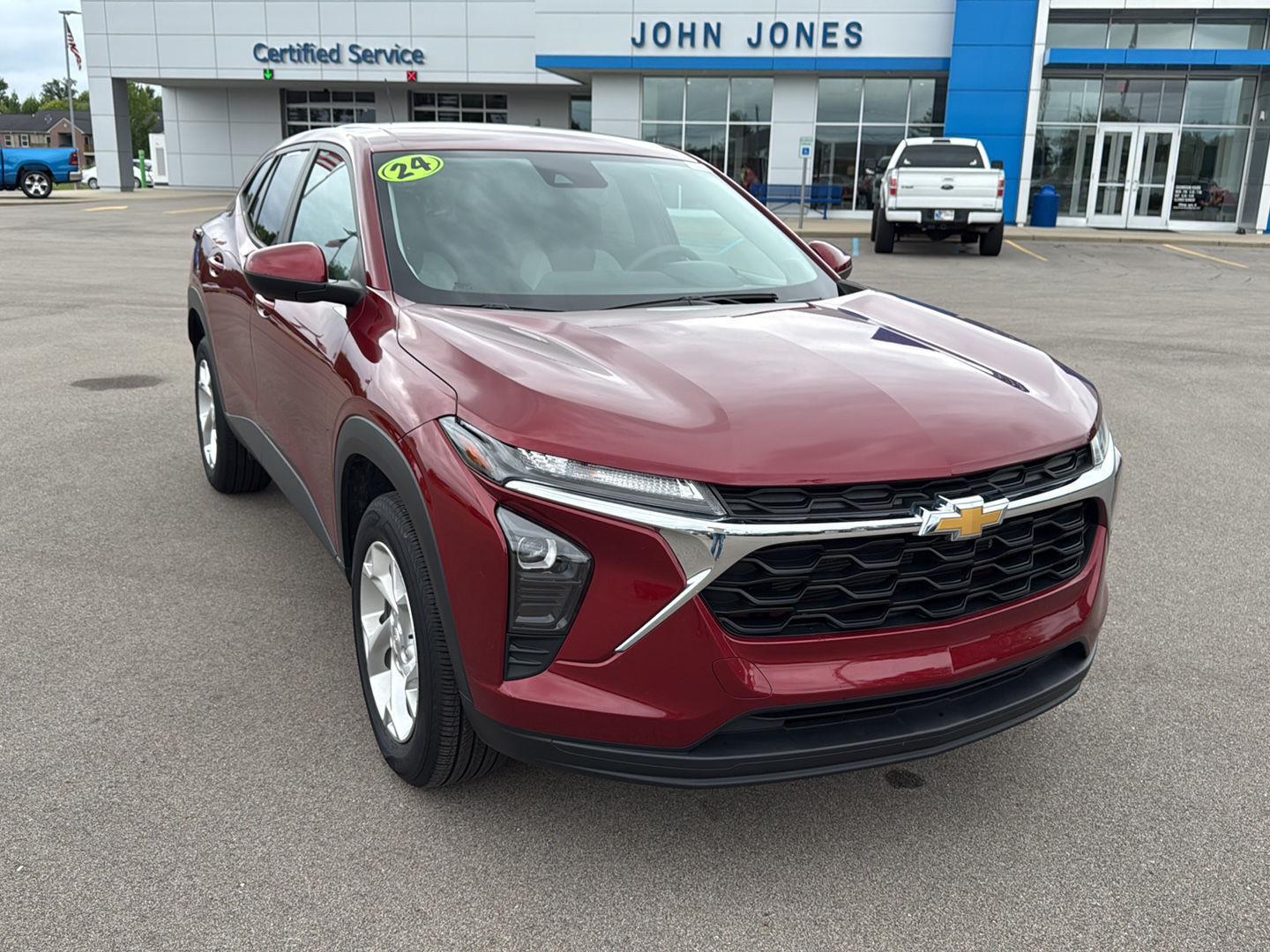 Used 2024 Chevrolet Trax LS with VIN KL77LFE26RC063146 for sale in Scottsburg, IN