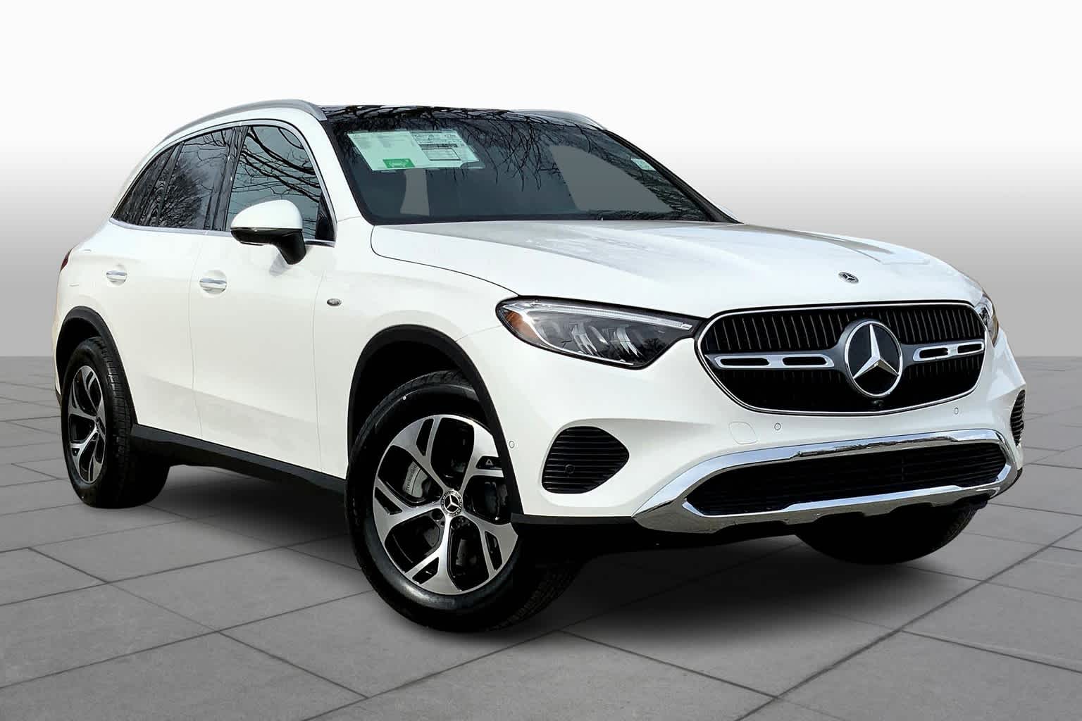 2025 Mercedes Benz GLC 350e 4MATIC photo 2
