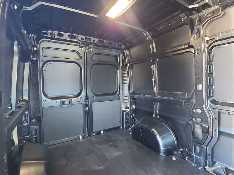 2025 Ram ProMaster 1500 Tradesman photo 25