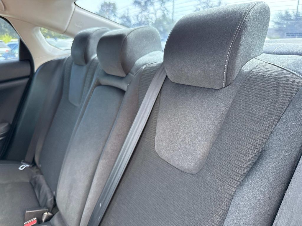2022 Honda Insight EX photo 12