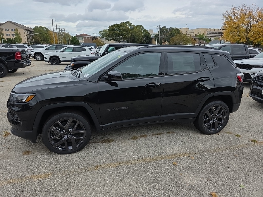 2026 Jeep Compass Limited photo 3
