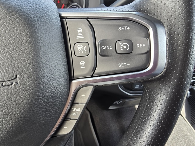 2025 Ram 2500 Tradesman photo 11