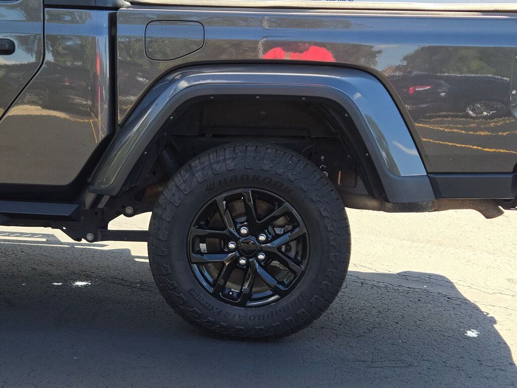 2022 Jeep Gladiator Altitude photo 17