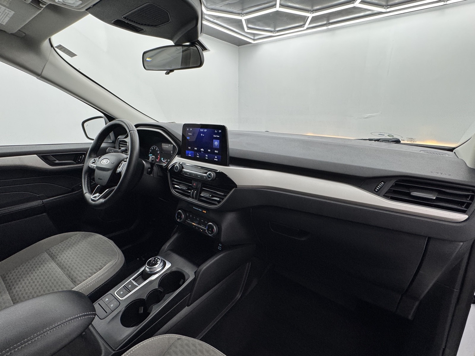 2022 Ford Escape SE photo 47