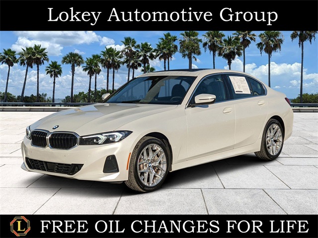 2025 BMW 3 Series 330i's photo