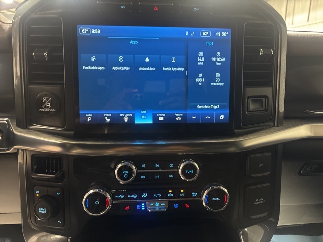 2022 Ford F-150 Lariat photo 22