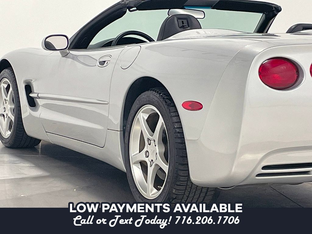 2000 Chevrolet Corvette Base Convertible photo 33
